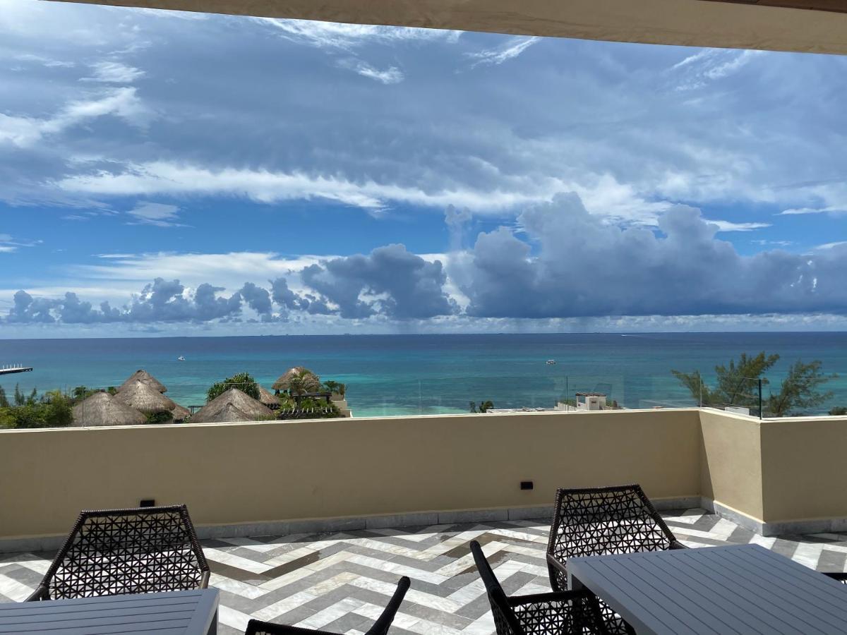 Singular Joy Residences Playa del Carmen Exteriör bild